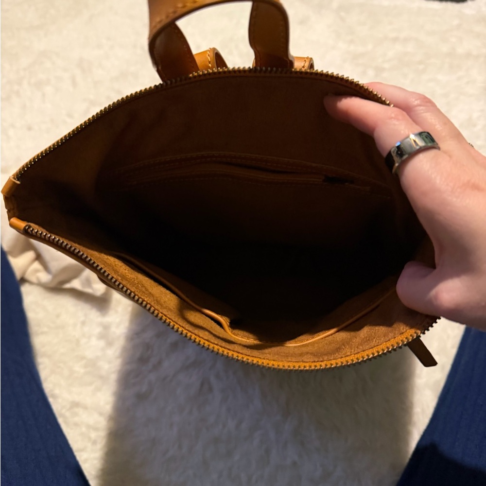 Andar Addison Backpack - Picture 4 of 6